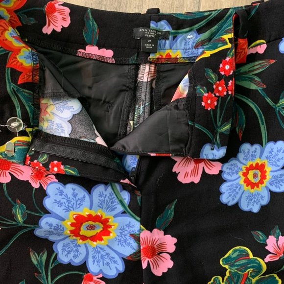 Ann Taylor Boho Floral Crop Trouser - Picture 2 of 6